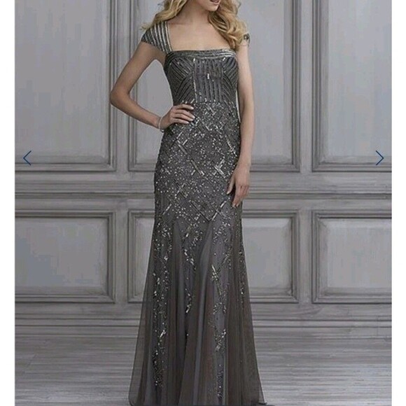 Adrianna Papell Hand Beaded Embellished Godet Gown Dress Platinum Gray Size 2 - Picture 1 of 8